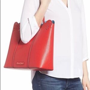 Draper James Red Scallop Tote Small Flaw (last photo)